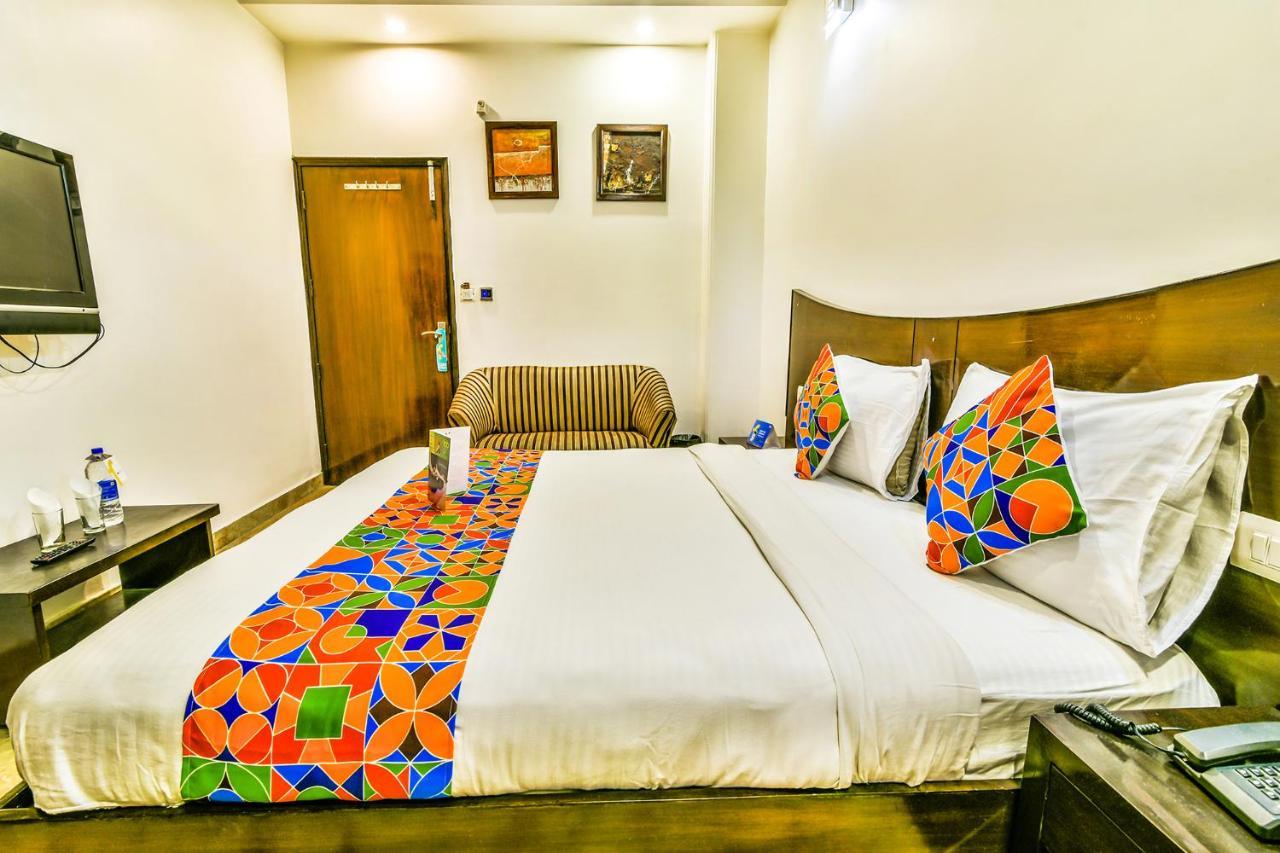 FabHotel Sehej Inn Neu-Delhi Exterior foto